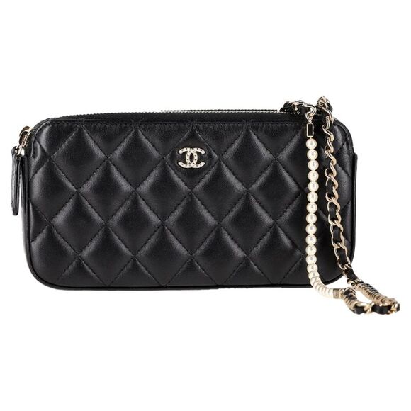 Chanel Double Zip Wallet on Chain in Black Quilted Leather - Picture 1 of 7